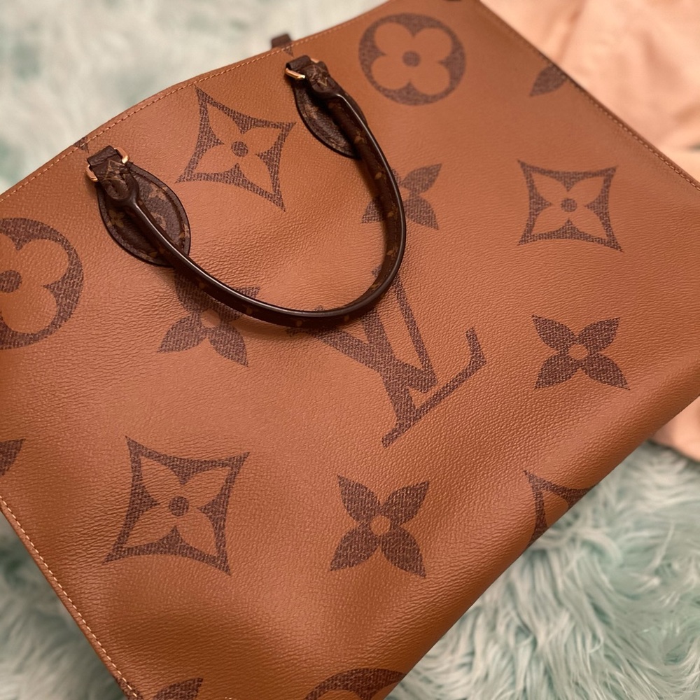 Louis Vuitton On The Go GM